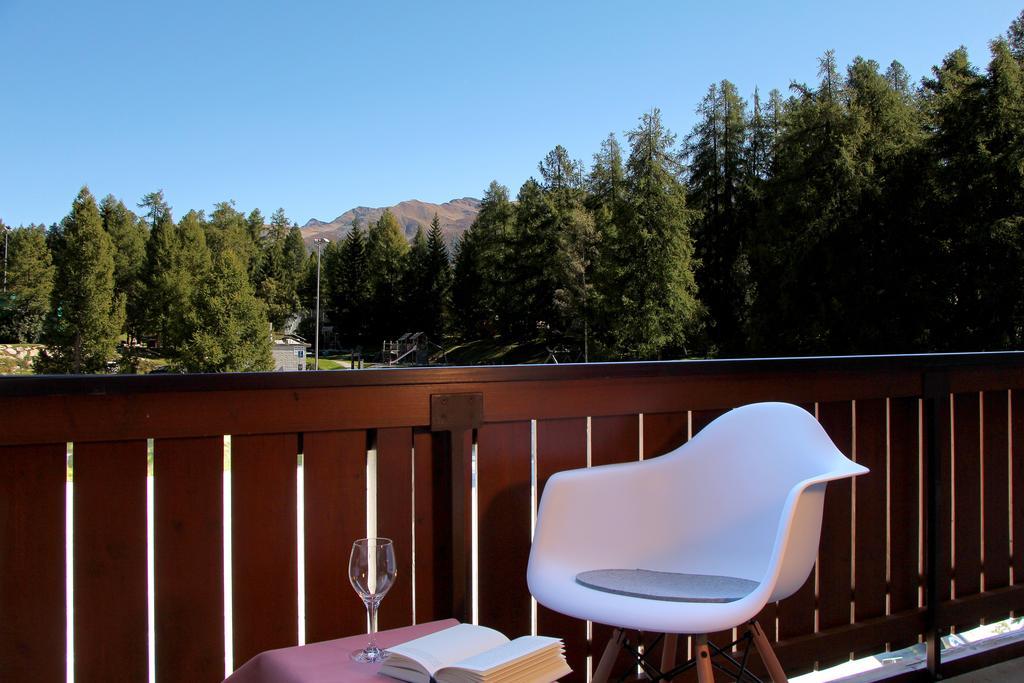 Aparthotel Ambassador Bellwald Quarto foto